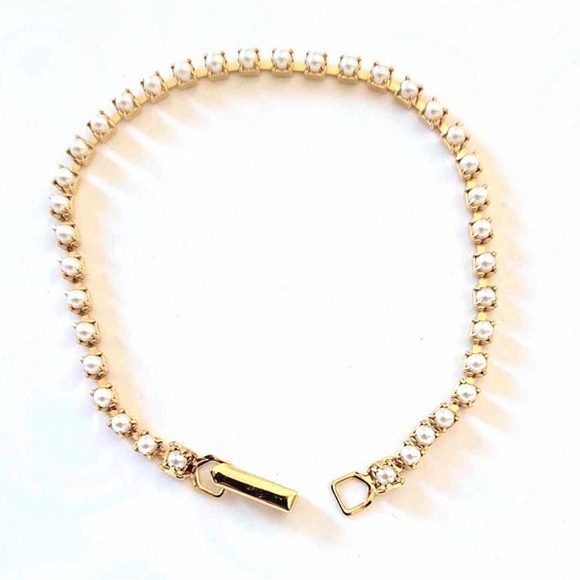 ๐๐ AVON Vintage Pearlesque Link Gold-Plated Brass Tennis Bracelet - Picture 2 of 10